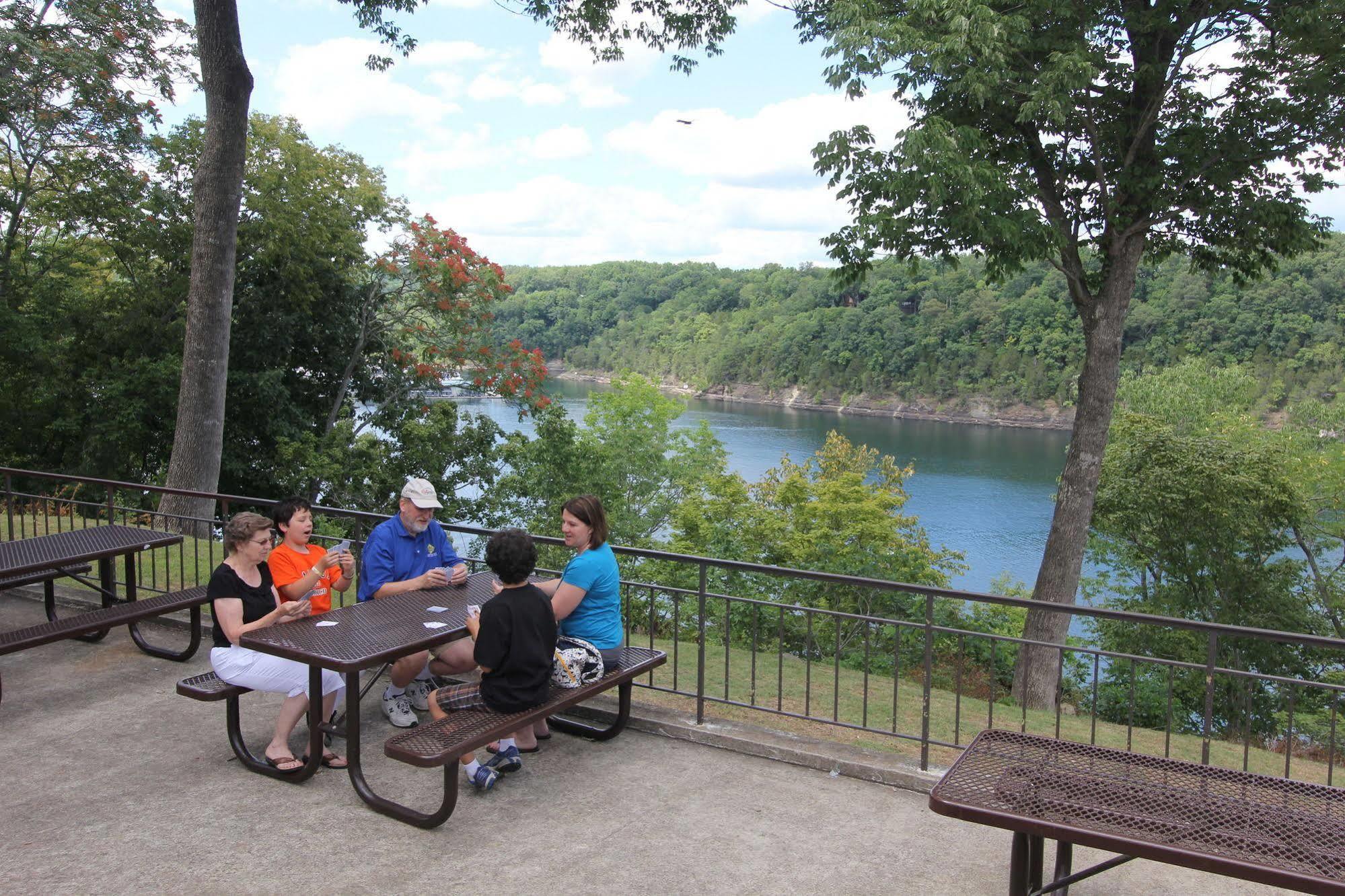 Lake Cumberland State Resort Park Jamestown Dış mekan fotoğraf
